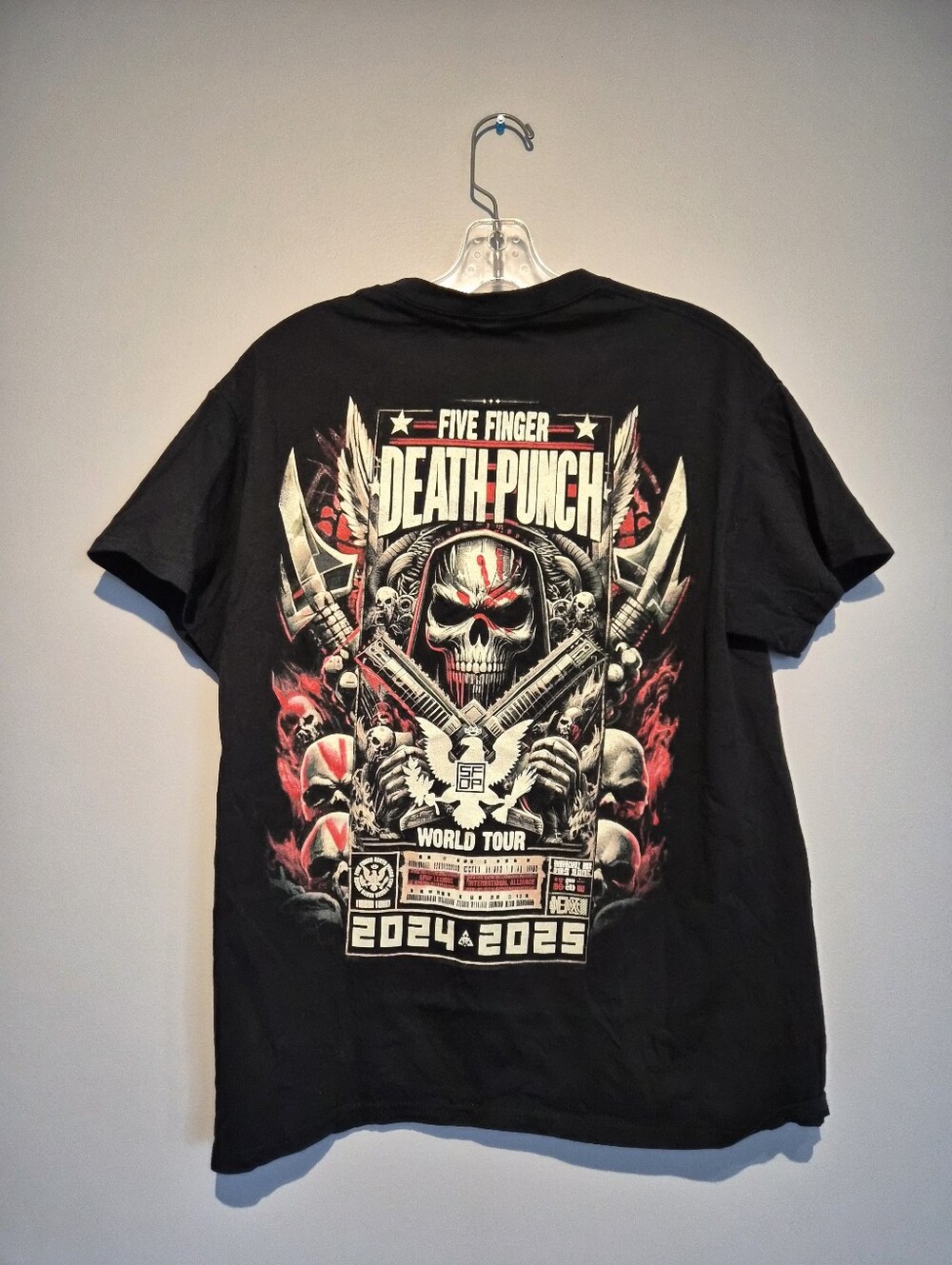 5 Finger Death Punch World Tour Black Graphic T-Shirt | Size Medium